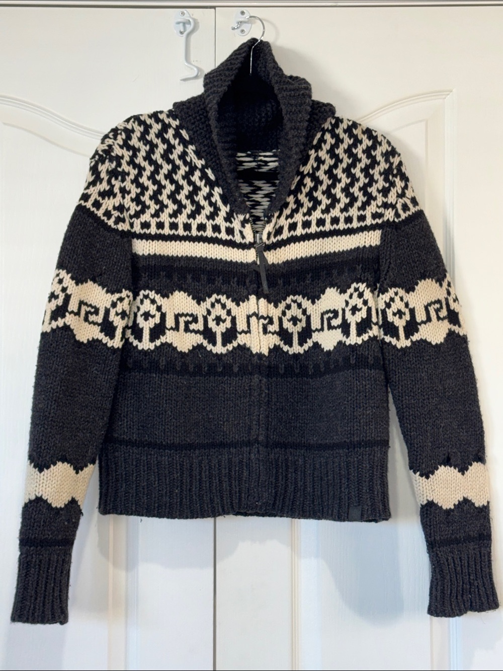 Aritzia TNA Sea to Sky 100% Lambswool Full Zip Cowichan Sweater Cardigan M